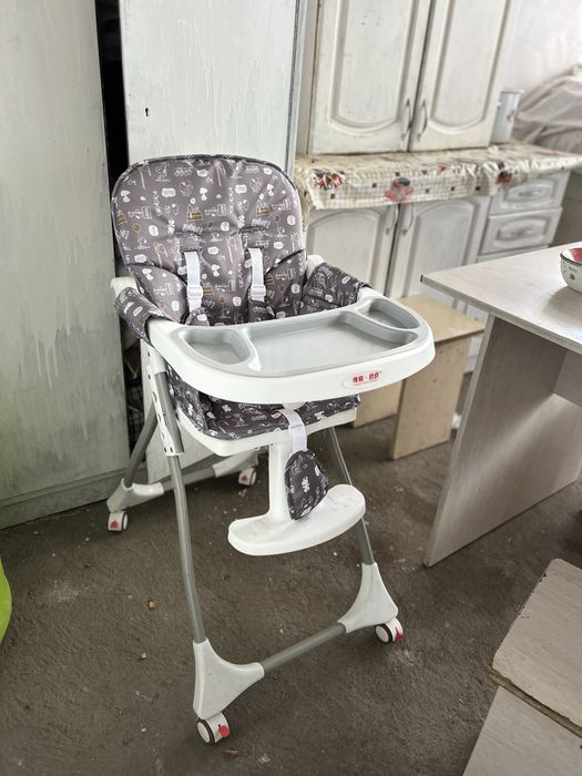 Продам  стульчик для кормления