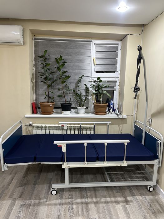 Медицинский кровать для лежажих больных