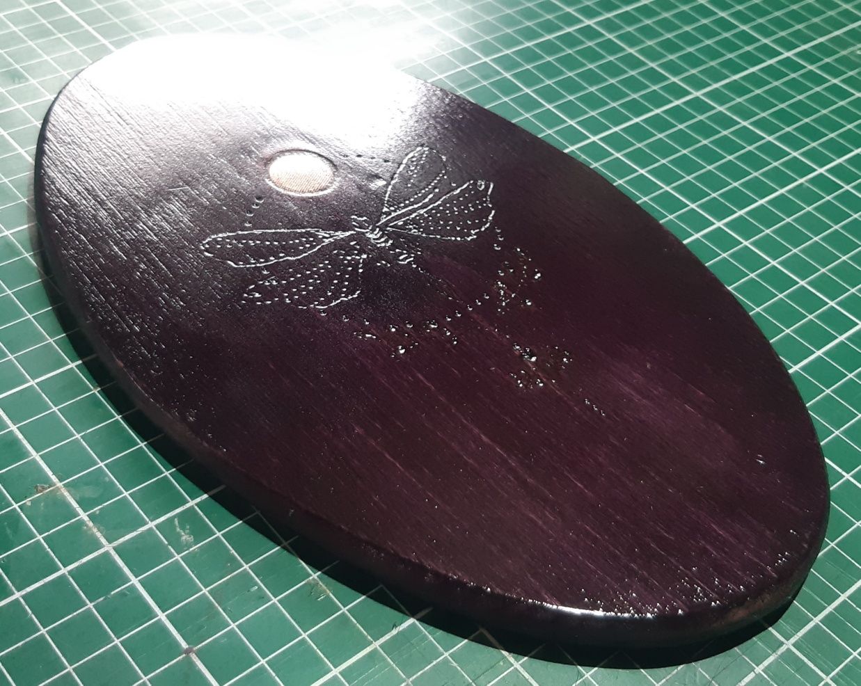 Suporturi sculptate pentru vase/pahare