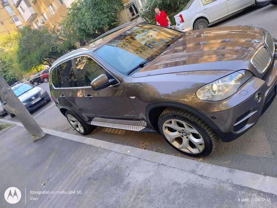 BMW X5 xDrive 40d (5 butoane)