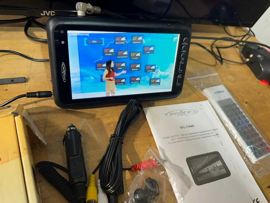 irradio 7 inch xtl-719ad cu accesorii tv mufa antena