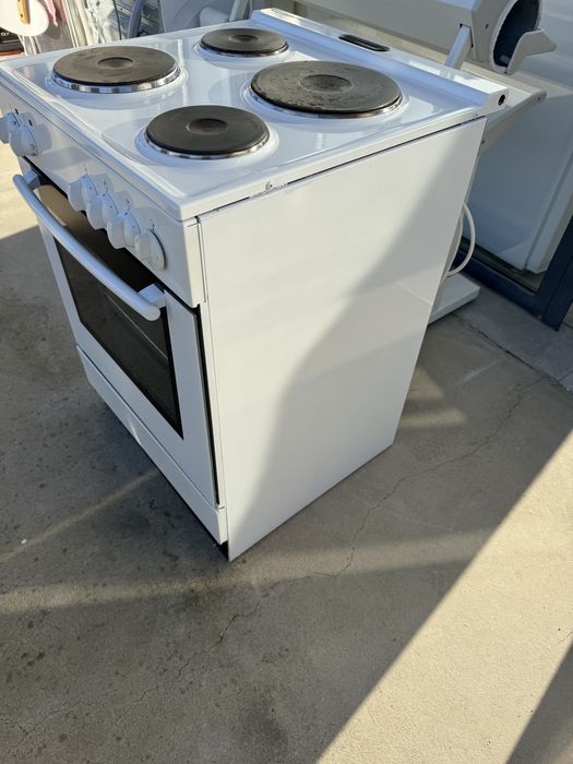 Печка с метални котлони AEG