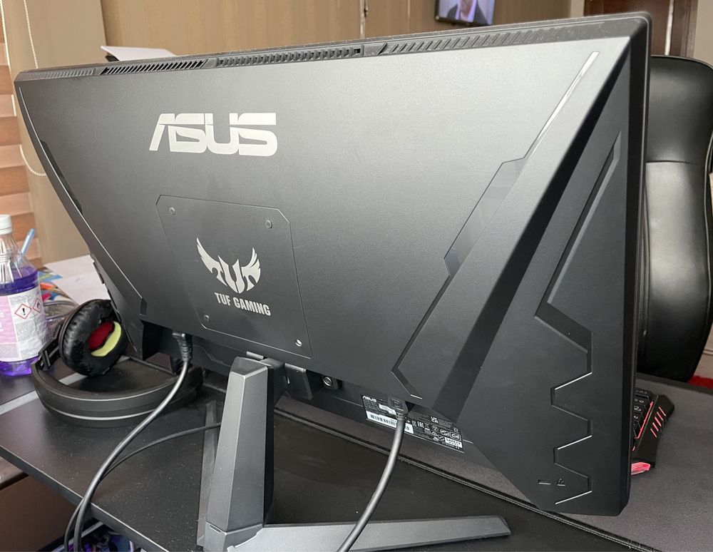 Monitor gaming ASUS TUF 165 Hz 24”