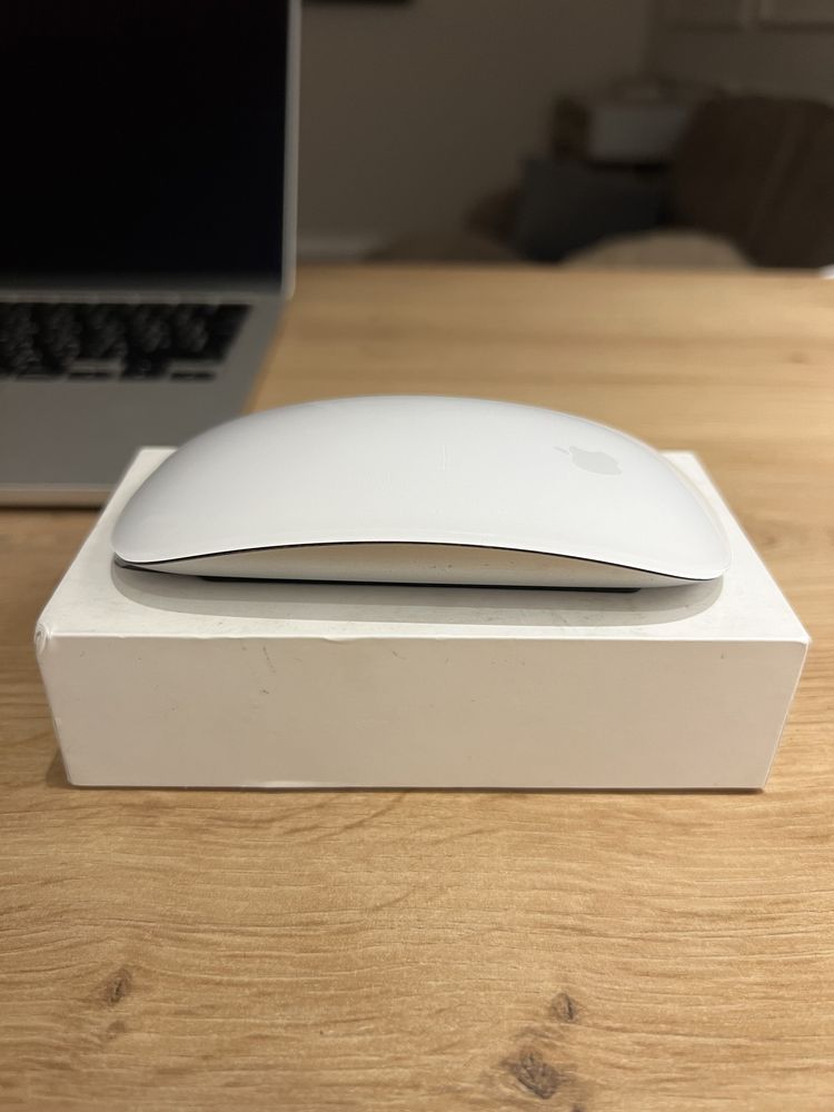 Мышь Magic Mouse 2 от Apple