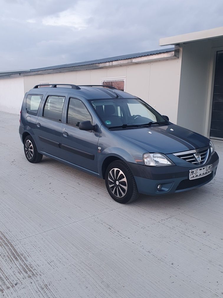 Dacia Logan Mcv Laureate 1.6 benzină și GAZ Gpl an 2008