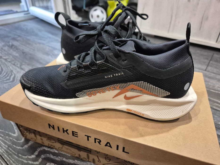 Nike w pegasus trail 5 gtx