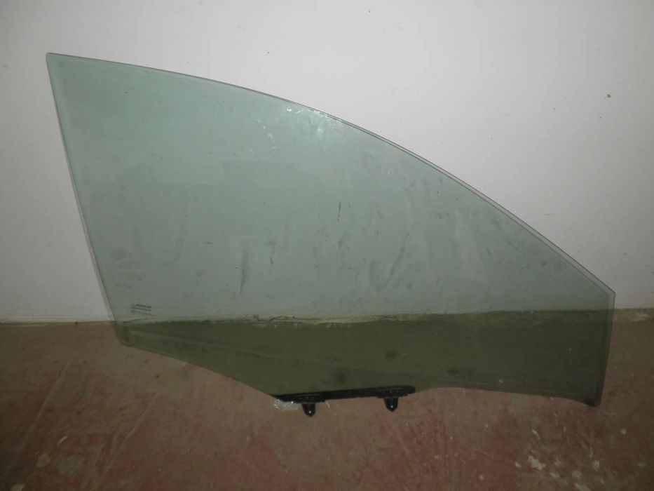 Geam stanga / dreapta fata Renault Kadjar 2021