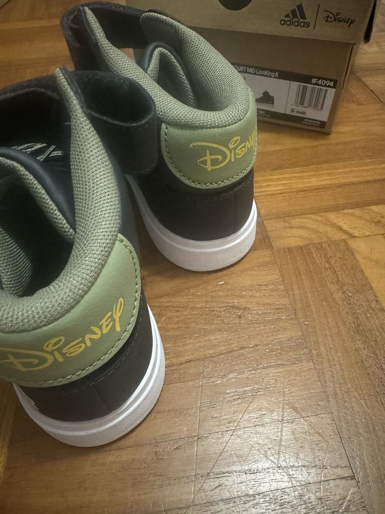 Adidas Disney детски маратонки
