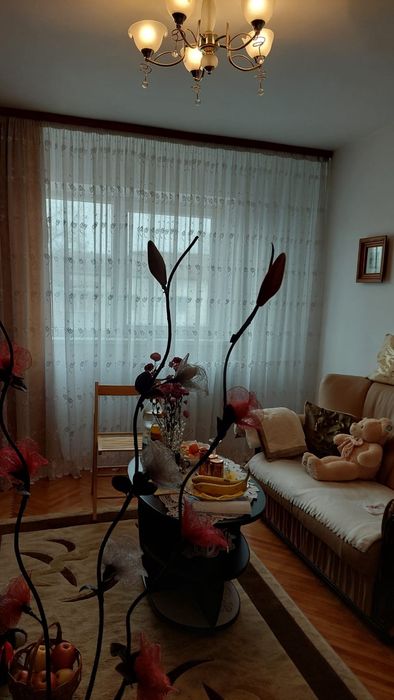 apartament 3 camere decomandat