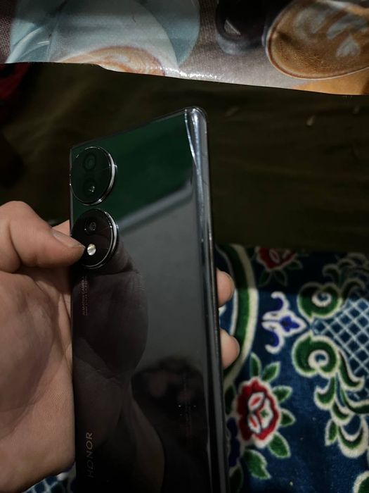 Honor 70 5G xotira 128ga 8+2