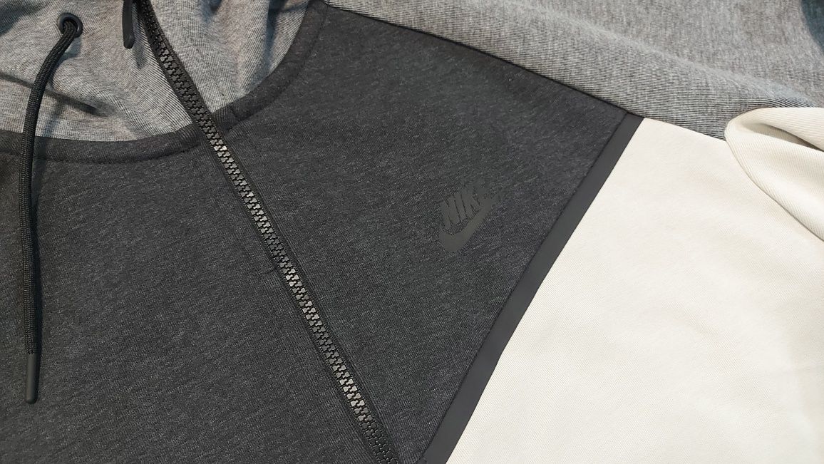 Nike tech fleece горнище L мъжко