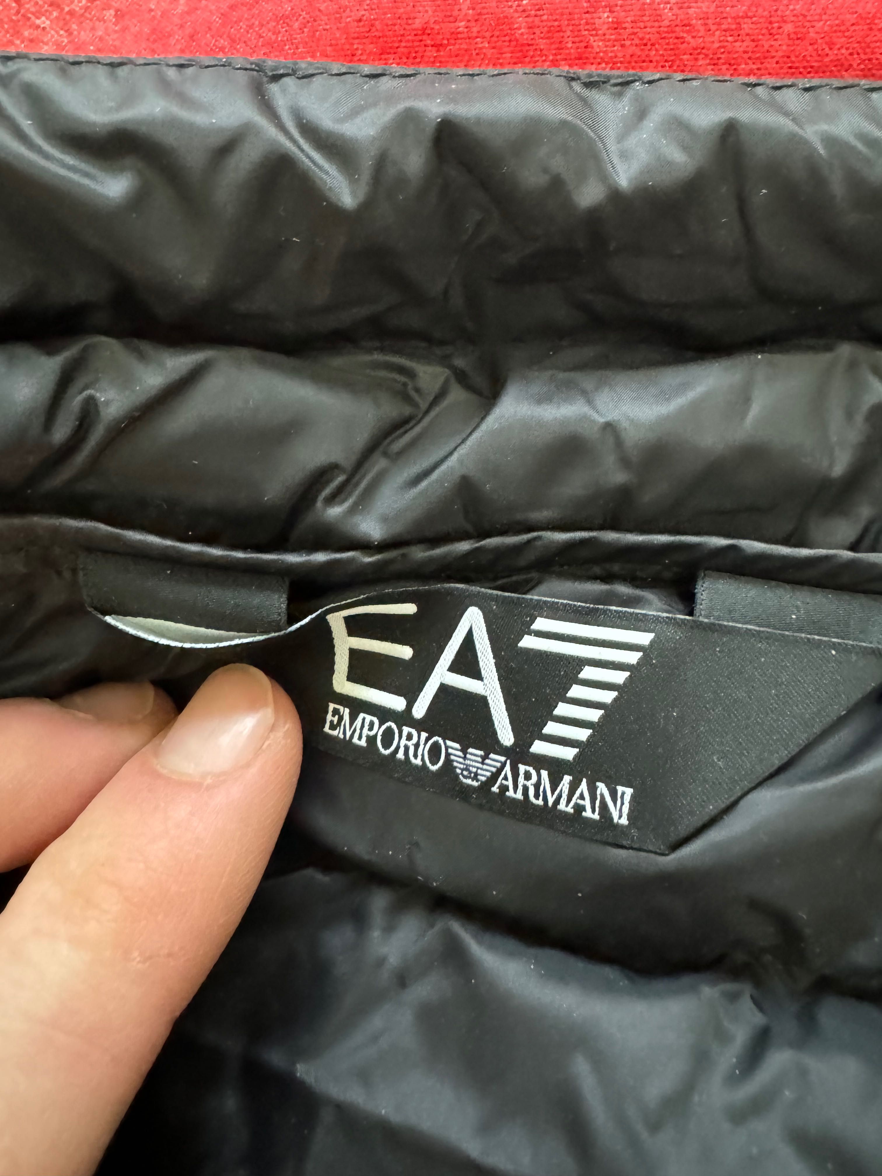 Emporio Armani яке пух от пате