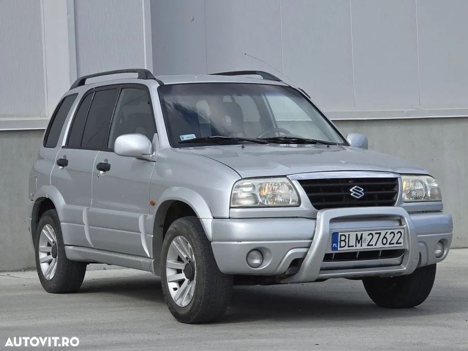 Suzuki Grand Vitara 4x4 2.0 benzină + Gaz