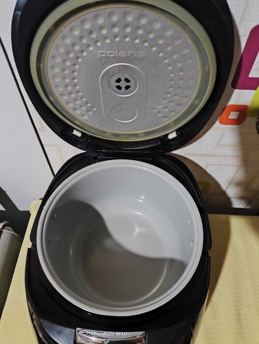 Мультиварка Polaris PMC 0517AD