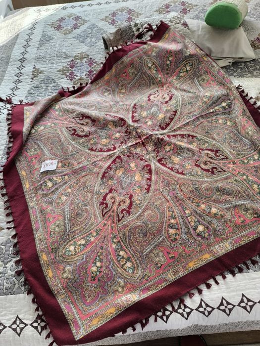 Продам женский платок