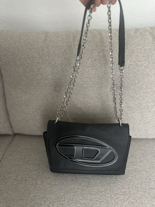Черна кожена чантичка Diesel
