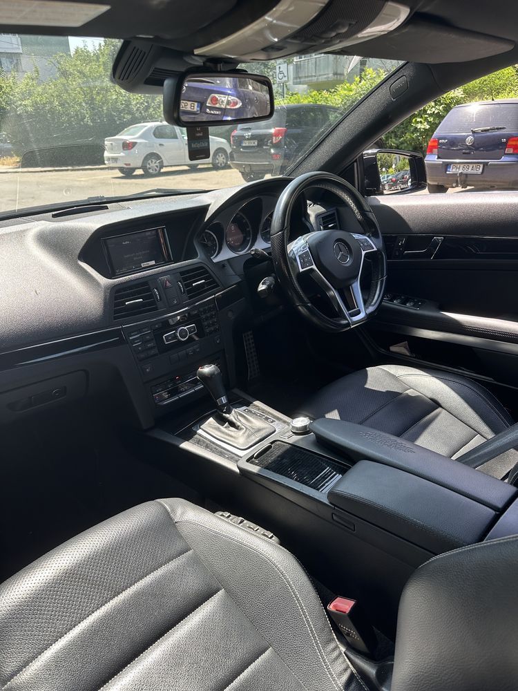 Mercedes-Benz E250 Coupe volan pe dreapta