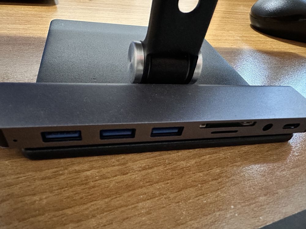 Monitoare,Tablete 10" gama industrial aproape noi