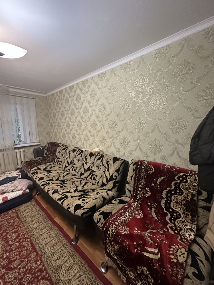 Диван в хорошем состоянии