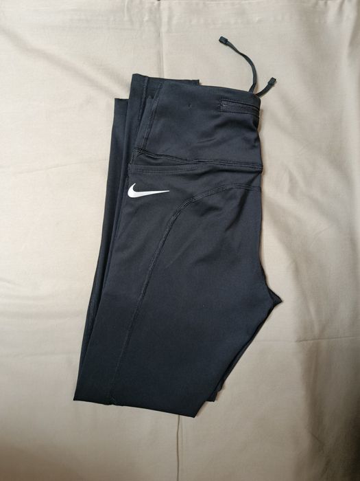 Nike Леггинсы женские размер xs оргинальные