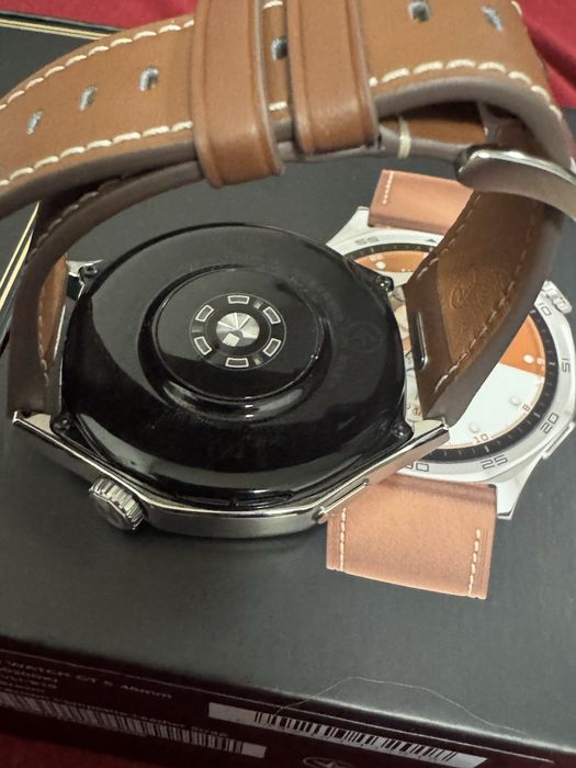 smart часовник huawei watch gt 5 brown