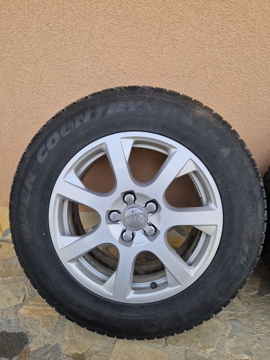 Vand jenti Audi cu anvelope