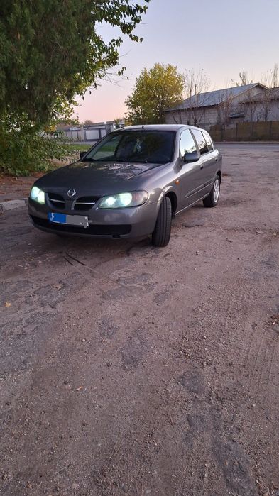Nissan almera 1.5 benzina