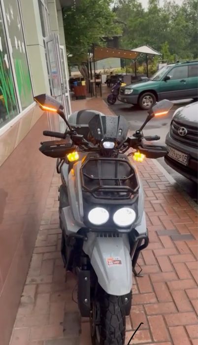 Продам скутер Tank180kb