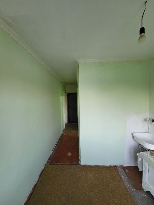 Qarshi shahri, 4-mikrorayon, Cho‘lquvar mahallasi, 18-dom, 15-xonadon.