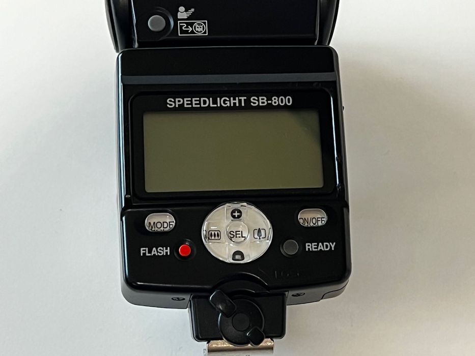 Светкавица Nikon SPEEDLIGHT SB-800 SB800