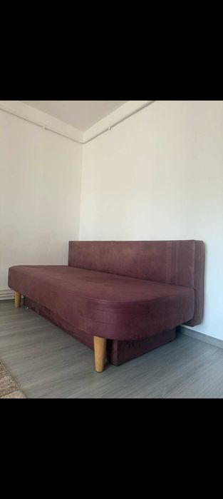 De vânzare canapea extensibila cu  lada