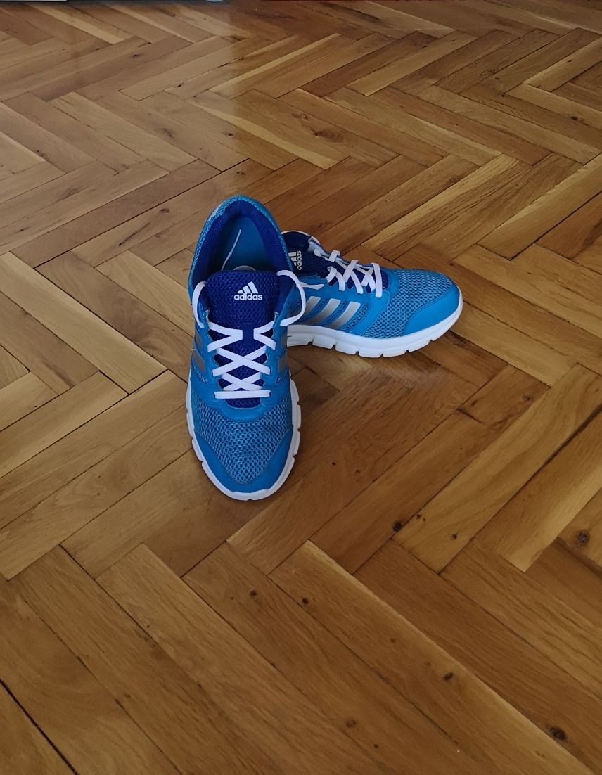 Оригинални мъжки маратонки Adidas номер 42.2/3
