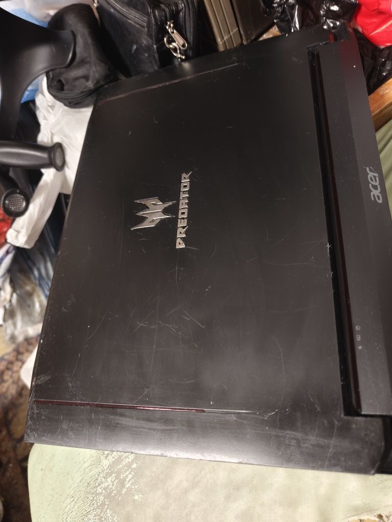 Acer predator геймърски лаптоп 17.3 инча