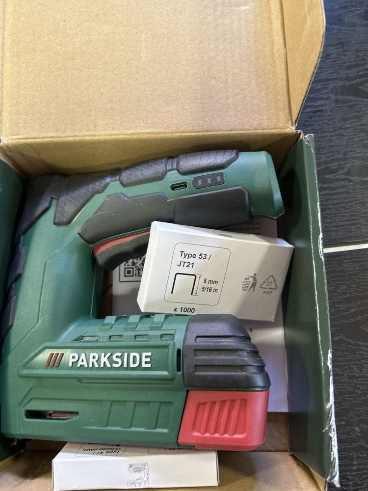 Акумулаторен такер parkside