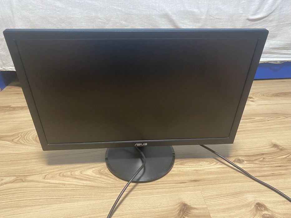 Monitor ASUS 60 Hz perfect functional mufa vga