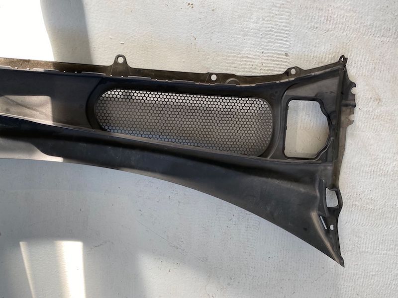 Ornament stergatoare parbriz Volvo V60 V60CC 2019+ 31479548 32314712