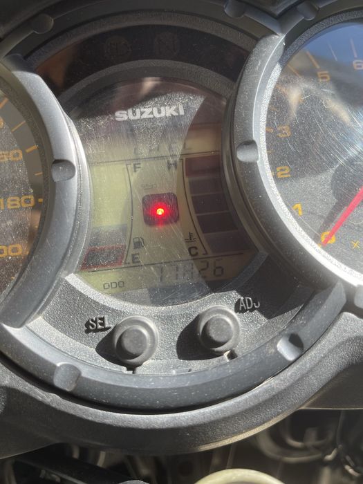 Suzuki V-Strom dl 650