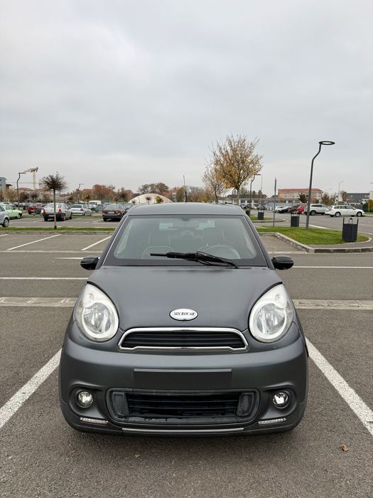Microcar M8 2012 (masini 16 ani, B1)