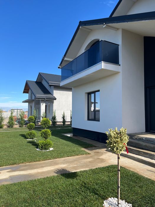 Casa eficienta energetic in Tunari