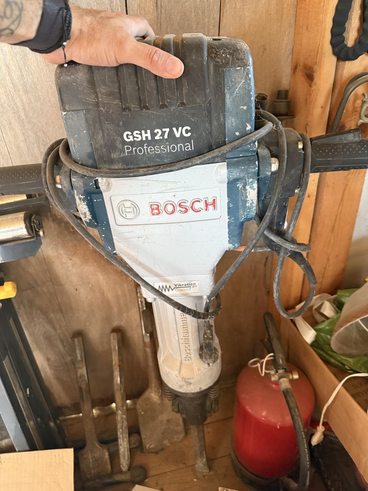 Bosch GSH 27 VC къртач канго бош