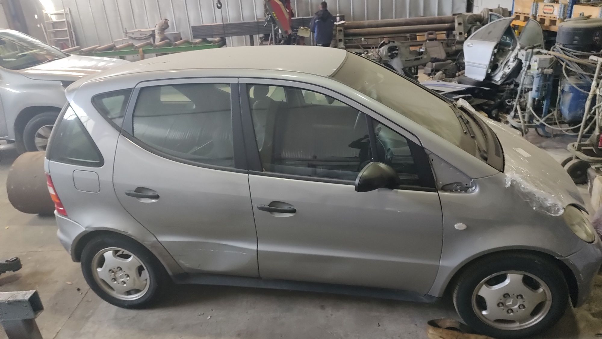 Mercedes w168 A140 на части