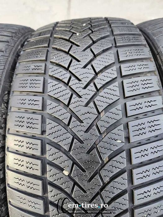 SET 4 Anvelope Iarna 225/45 R18 SEMPERIT Speed Grip 3