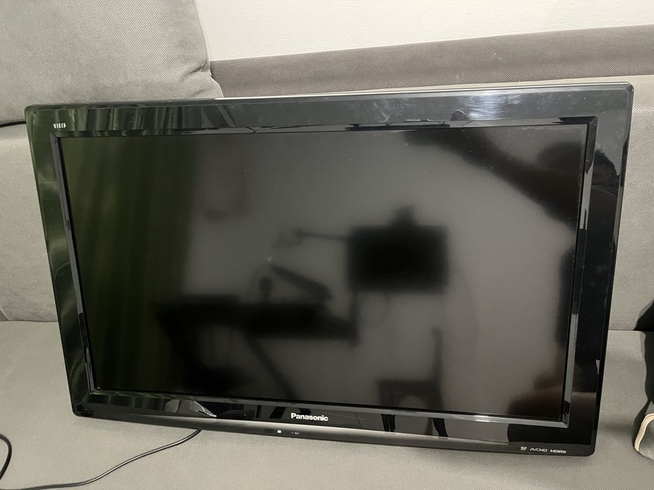 Продам ЖК-телевизор Panasonic VIERA TX-LR32X20
