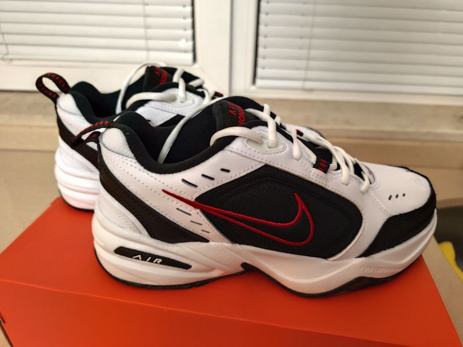 Оригинални маратонки Nike Air Monarch IV чисто нови