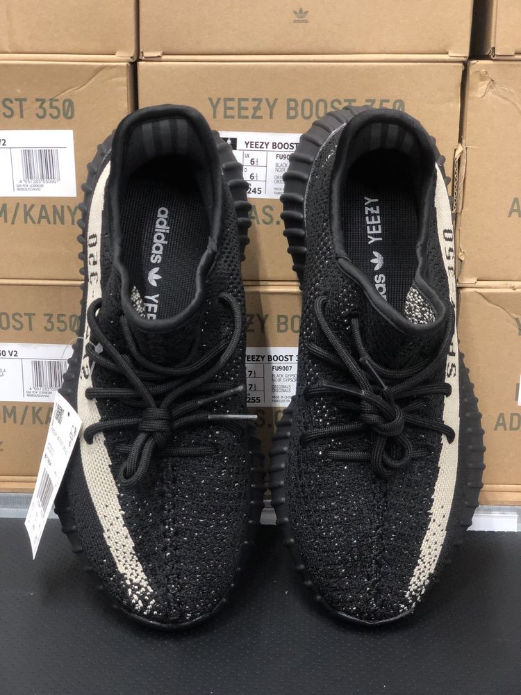 Yeezy Boost 350 V2 Core Black Core White Oreo Yeezy 350 V2 Oreo Black