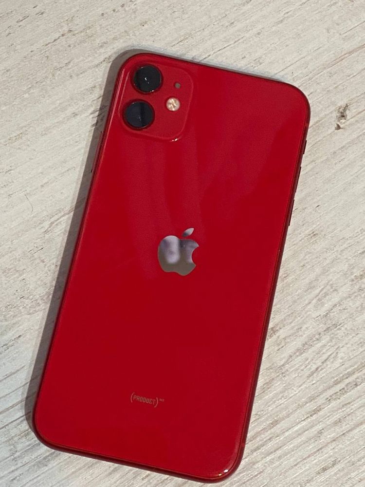 iPhone 11 Красный 128 Гигабайт