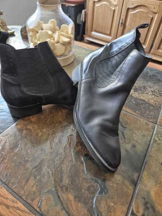 Botine lucrate manual