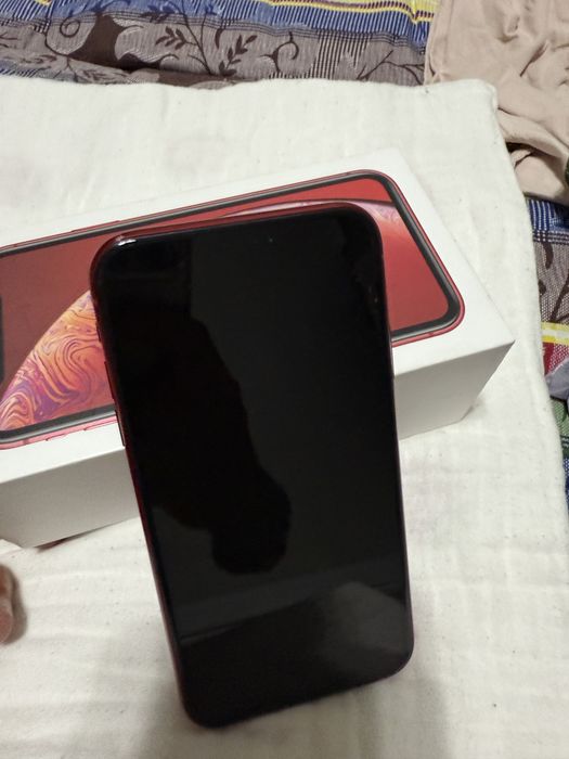 Iphone XR продам