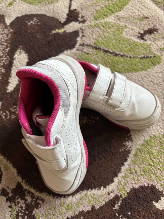 Детски маратонки 27 и 28 номер