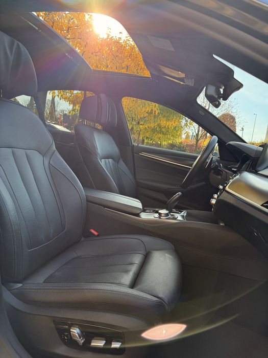 BMW G30LCI 520i MildHybrid M/Laser/Trapa/360/Garantie/Cheie display